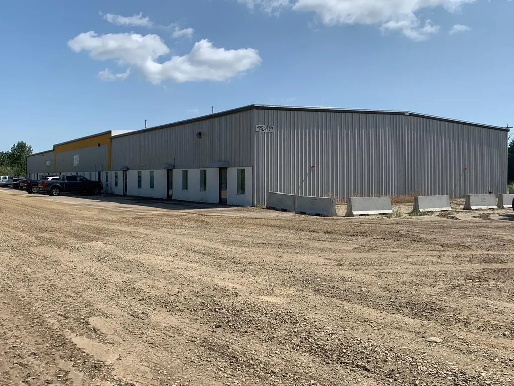4000 Landry Avenue Rural Red Deer County AB T4S 2B3