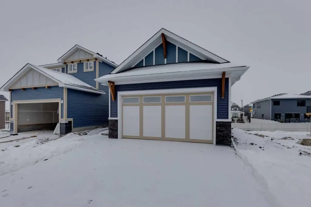 1402 Bayview Crescent SW Airdrie AB T4B5N9