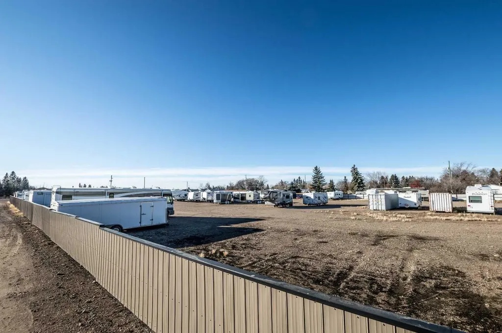 4204 50 Avenue Stettler AB T0C2L2