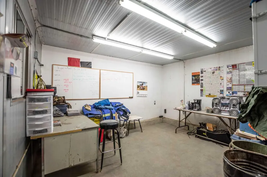 4204 50 Avenue Stettler AB T0C2L2