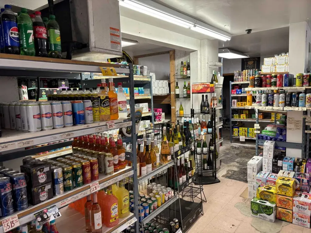 428 16 Avenue NE Calgary AB T2E1K2