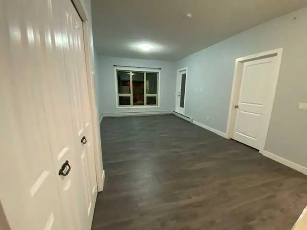 330 2 Street W Brooks AB T1R 0E9
