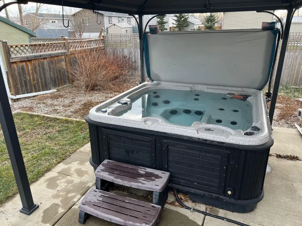307 Spurline Avenue Coaldale AB T1M 0B1