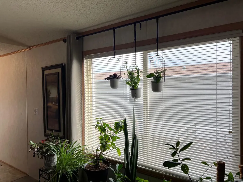 307 Spurline Avenue Coaldale AB T1M 0B1