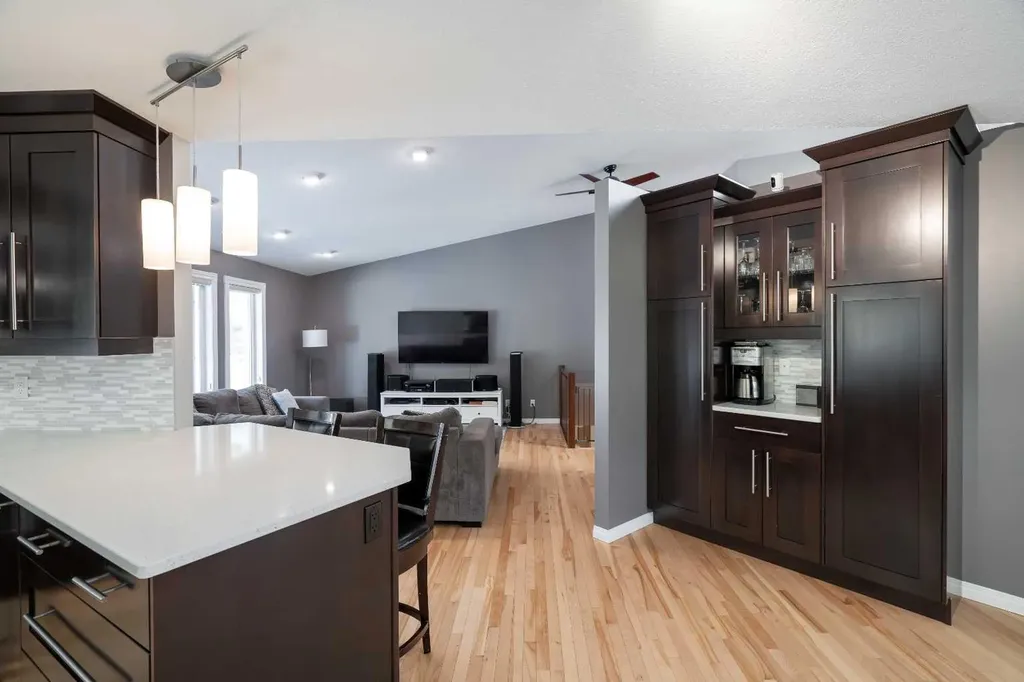 34 Ravine Drive Whitecourt AB T7S1H5