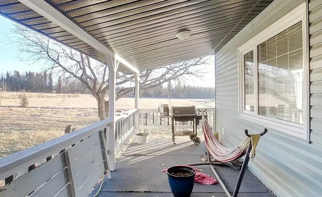 54032 Highway 748n Rural Yellowhead County AB T7E 3M6