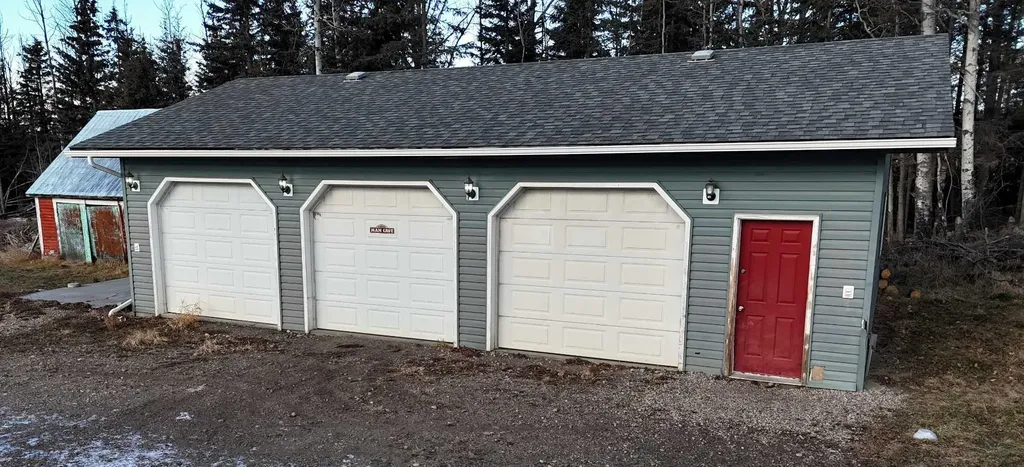 54032 Highway 748n Rural Yellowhead County AB T7E 3M6