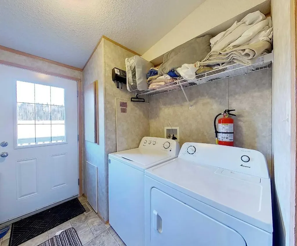 54032 Highway 748n Rural Yellowhead County AB T7E 3M6