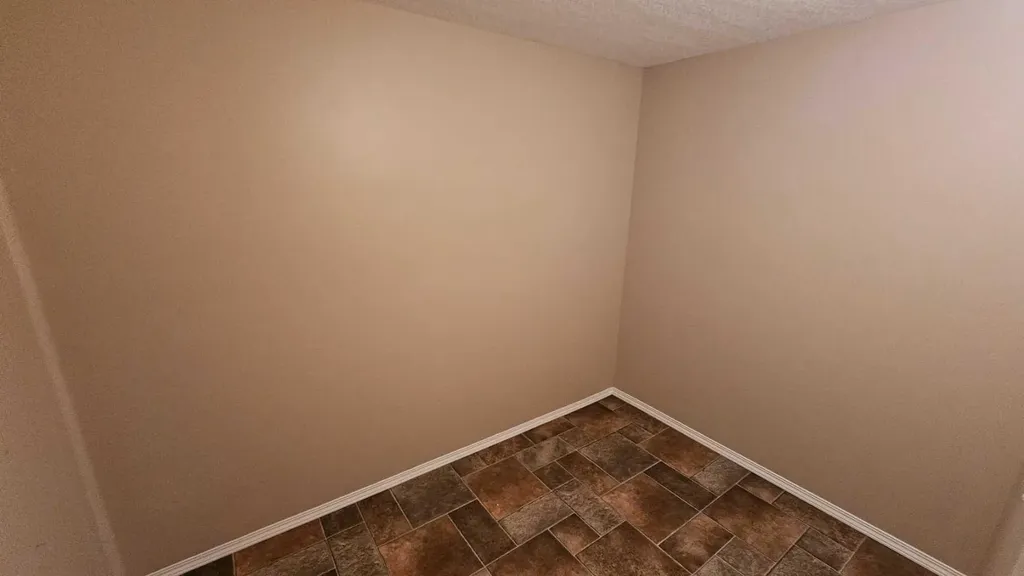 5112 52 Avenue Consort AB T0C 1B0