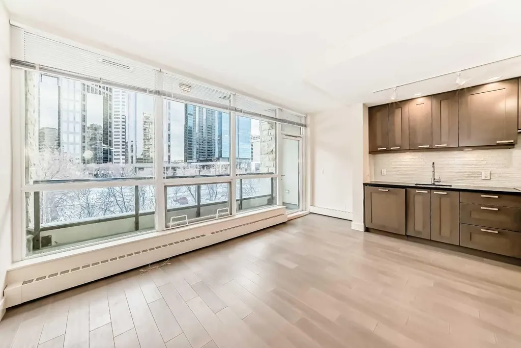 222 Riverfront Avenue SW Calgary AB T2P 0X2