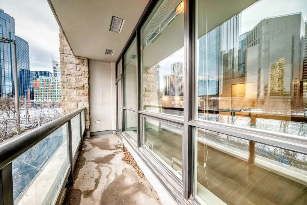 222 Riverfront Avenue SW Calgary AB T2P 0X2