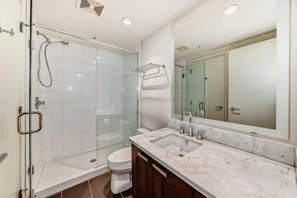 222 Riverfront Avenue SW Calgary AB T2P 0X2