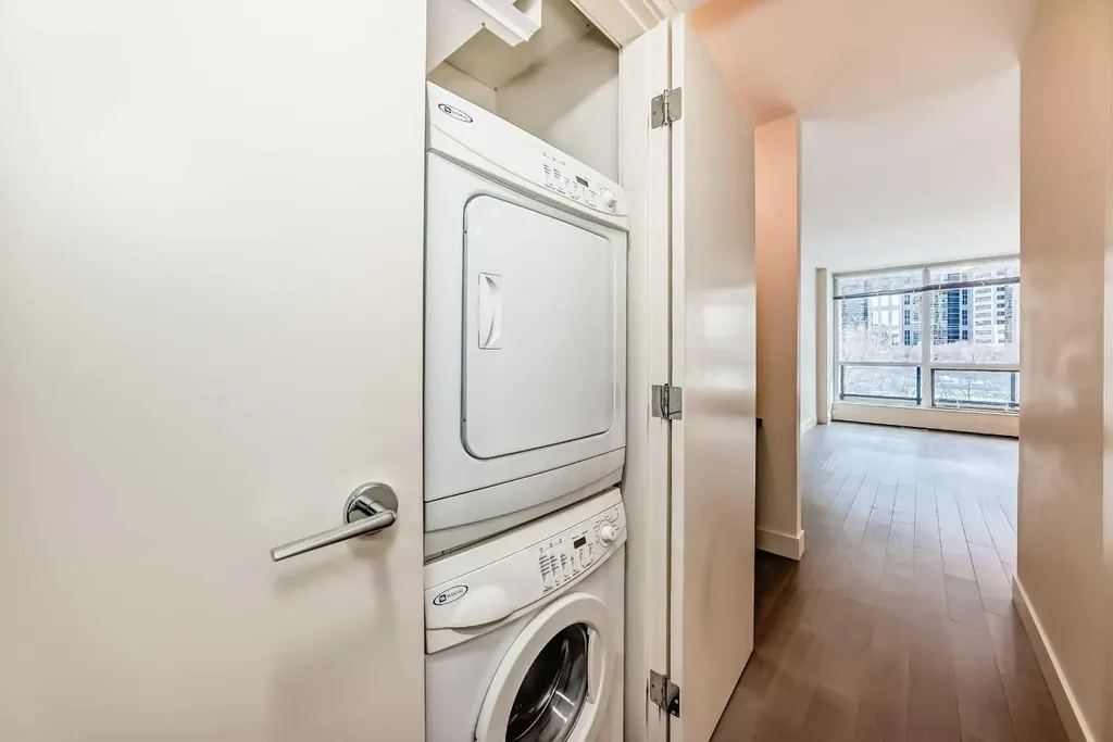 222 Riverfront Avenue SW Calgary AB T2P 0X2