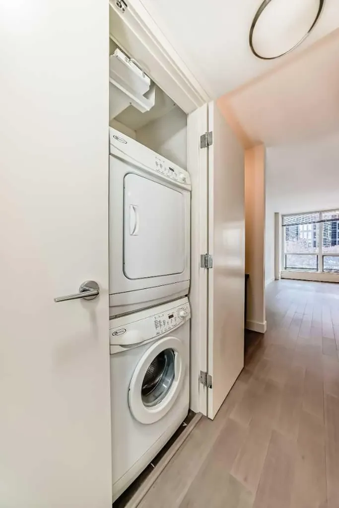222 Riverfront Avenue SW Calgary AB T2P 0X2