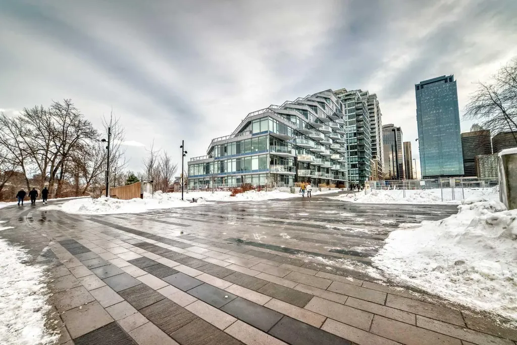 222 Riverfront Avenue SW Calgary AB T2P 0X2
