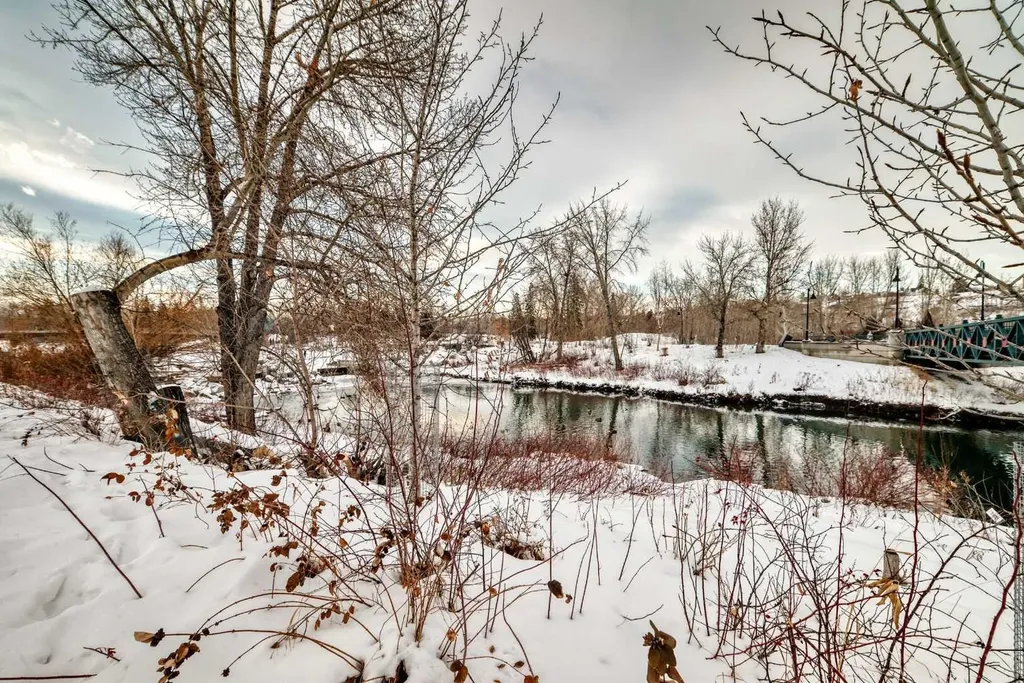 222 Riverfront Avenue SW Calgary AB T2P 0X2