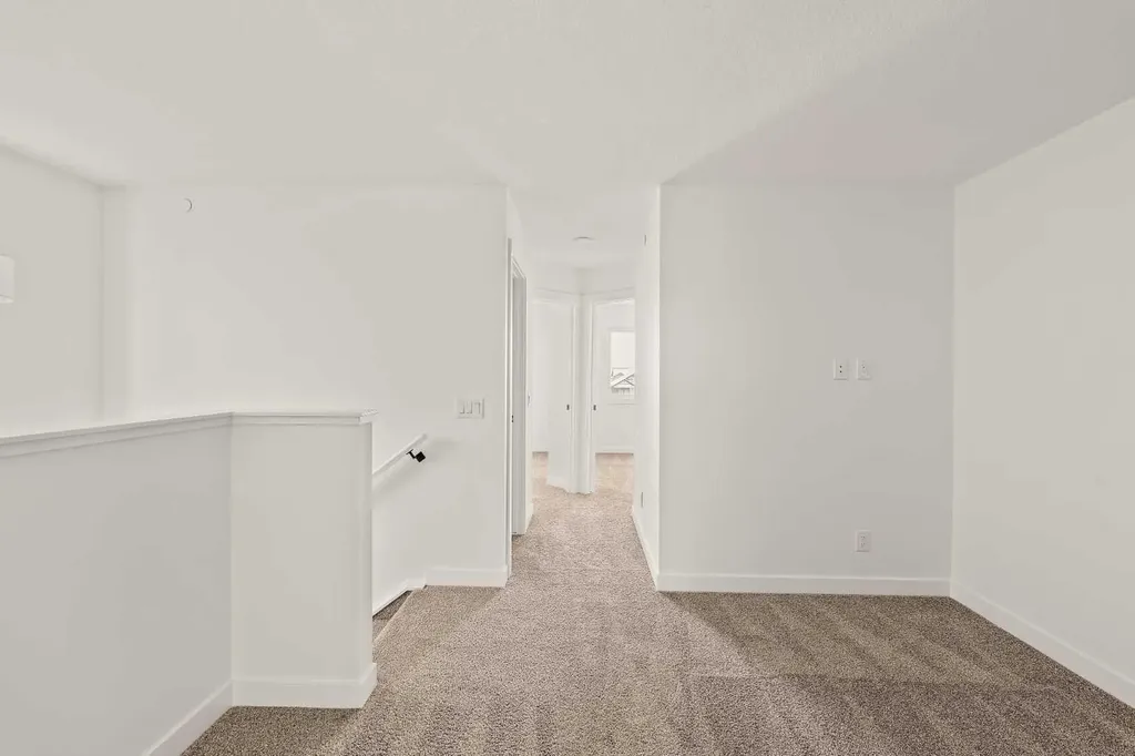 15 Herron Walk NE Calgary AB T3P 2L2