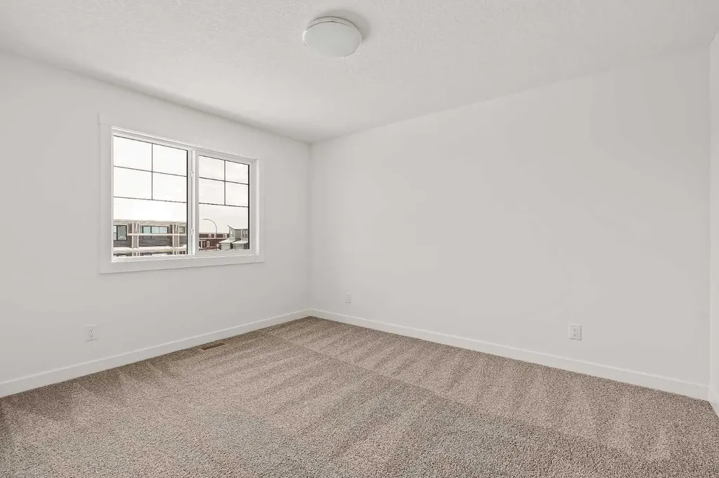 15 Herron Walk NE Calgary AB T3P 2L2