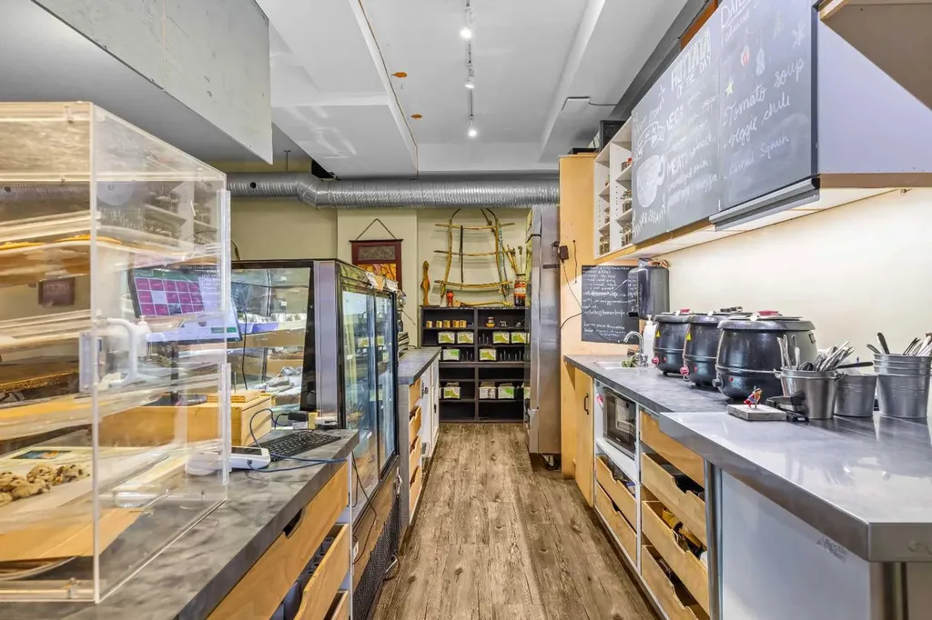 718 10th Street Canmore AB T1W2A6