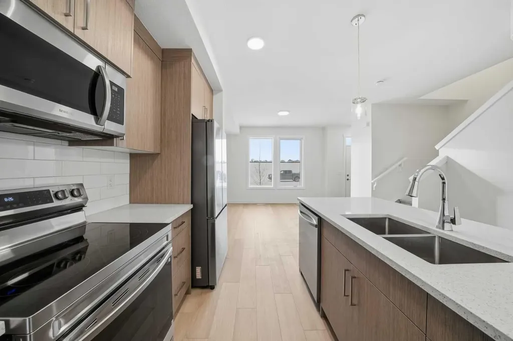 1923 Mccaskill Drive Crossfield AB t0m0s0