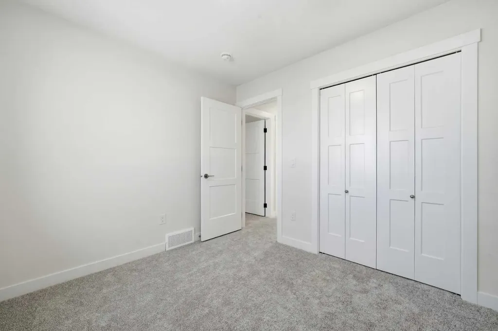 1923 Mccaskill Drive Crossfield AB t0m0s0