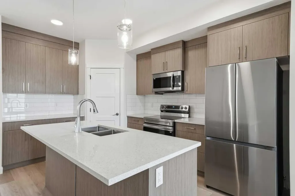 1923 Mccaskill Drive Crossfield AB t0m0s0