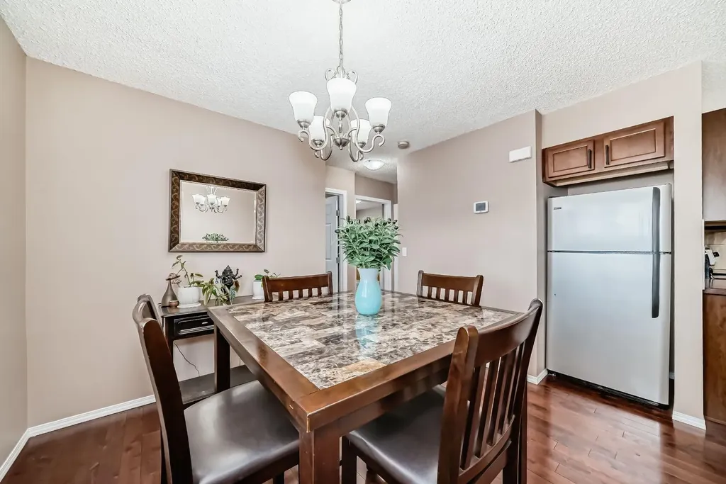 8432 Berkley Road NW Calgary AB T3K 1B4