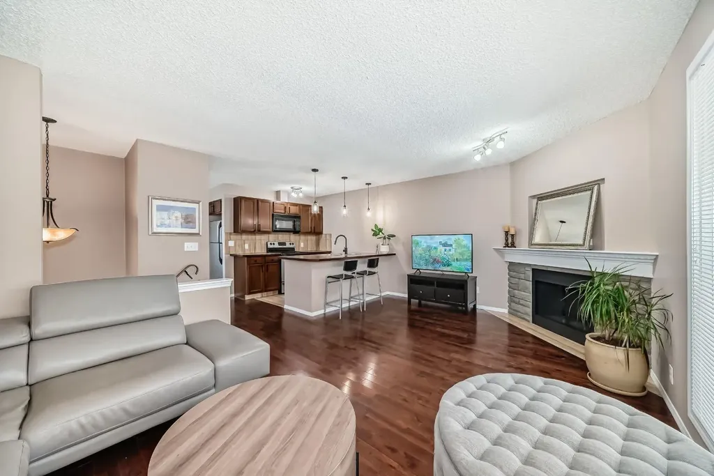 8432 Berkley Road NW Calgary AB T3K 1B4