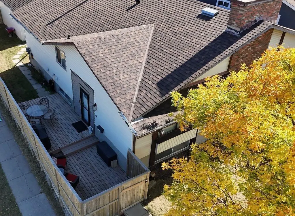 8432 Berkley Road NW Calgary AB T3K 1B4