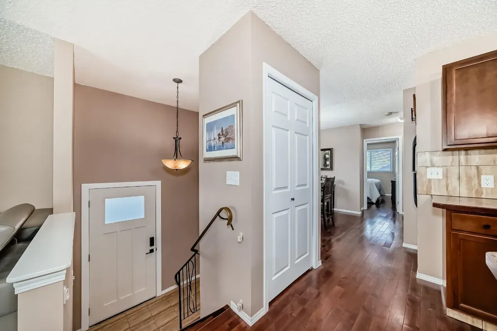 8432 Berkley Road NW Calgary AB T3K 1B4