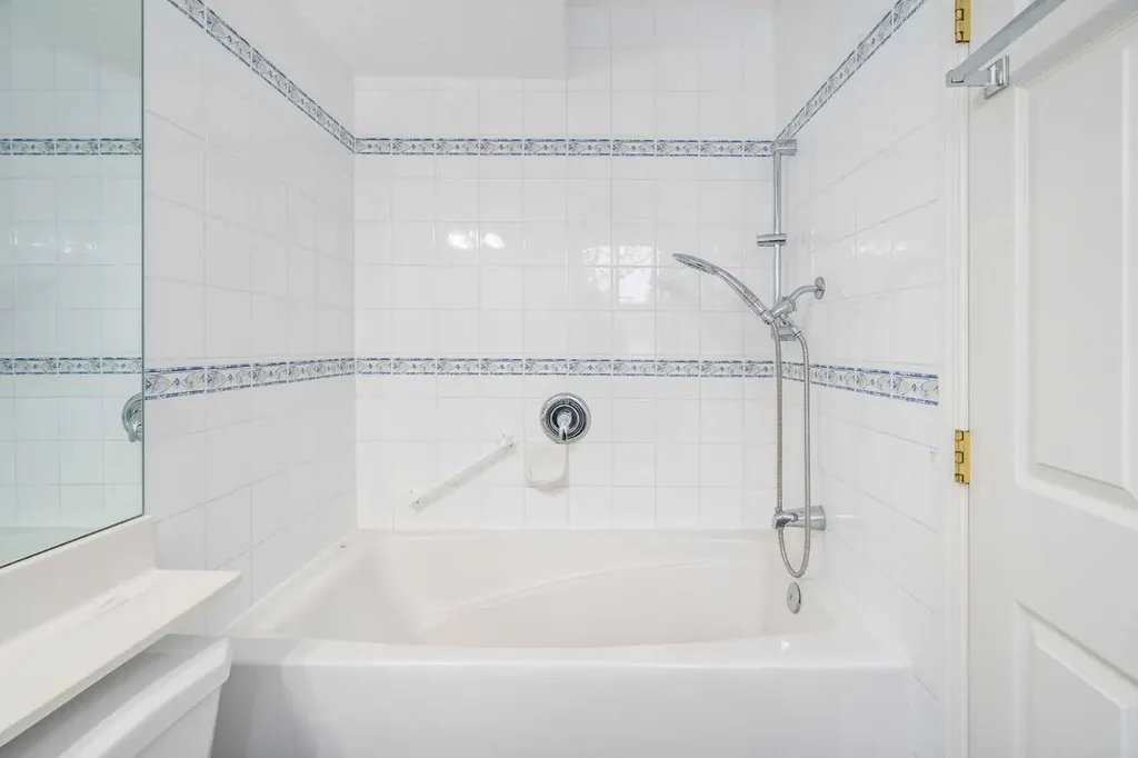 11 Chaparral Ridge Drive SE Calgary AB T2X 3P7