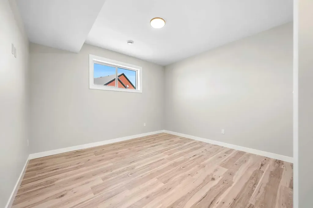 2715 73 Avenue Lloydminster AB T9V 3L7