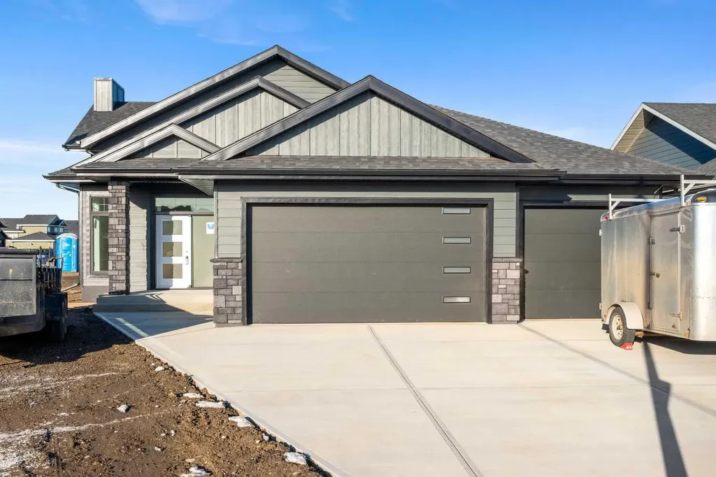 2715 73 Avenue Lloydminster AB T9V 3L7