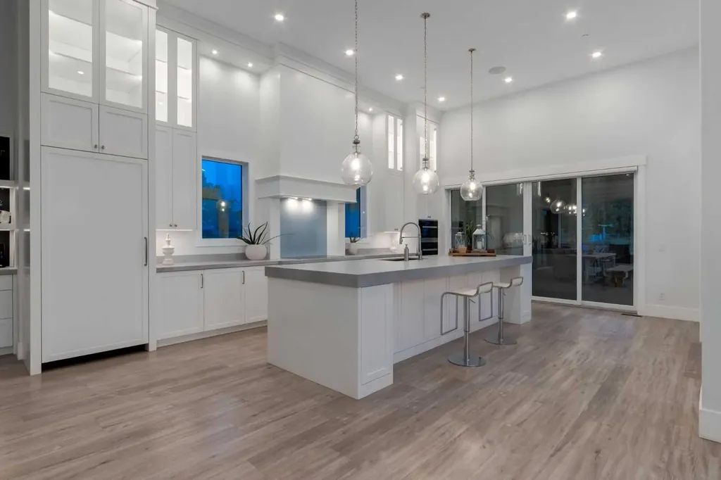 96012 198 Avenue W Rural Foothills County AB T1S 2W6