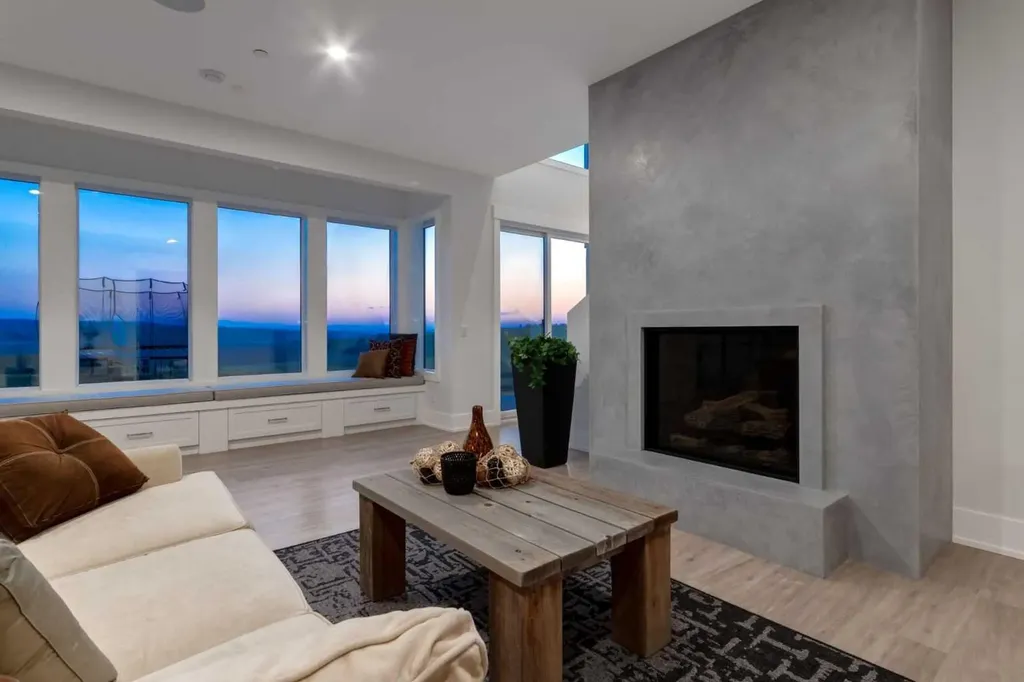96012 198 Avenue W Rural Foothills County AB T1S 2W6