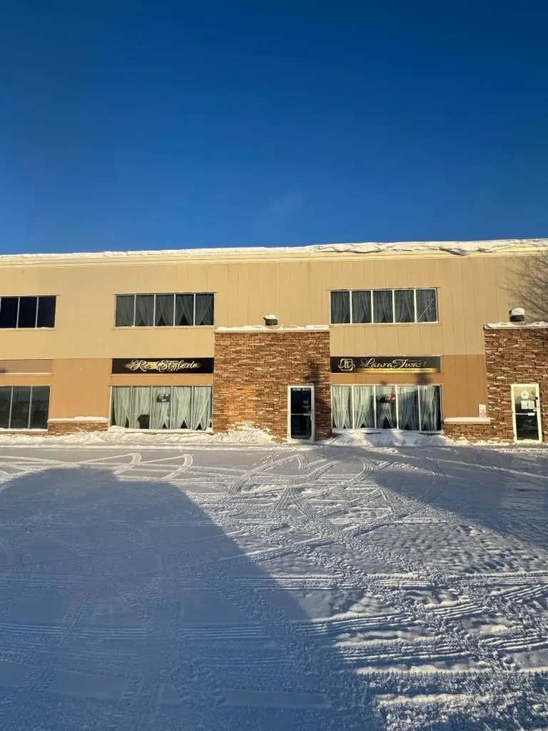 10136 128 Avenue Grande Prairie AB T8V 1E9