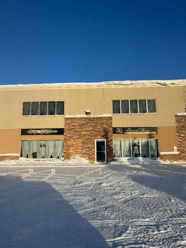 10136 128 Avenue Grande Prairie AB T8V 1E9