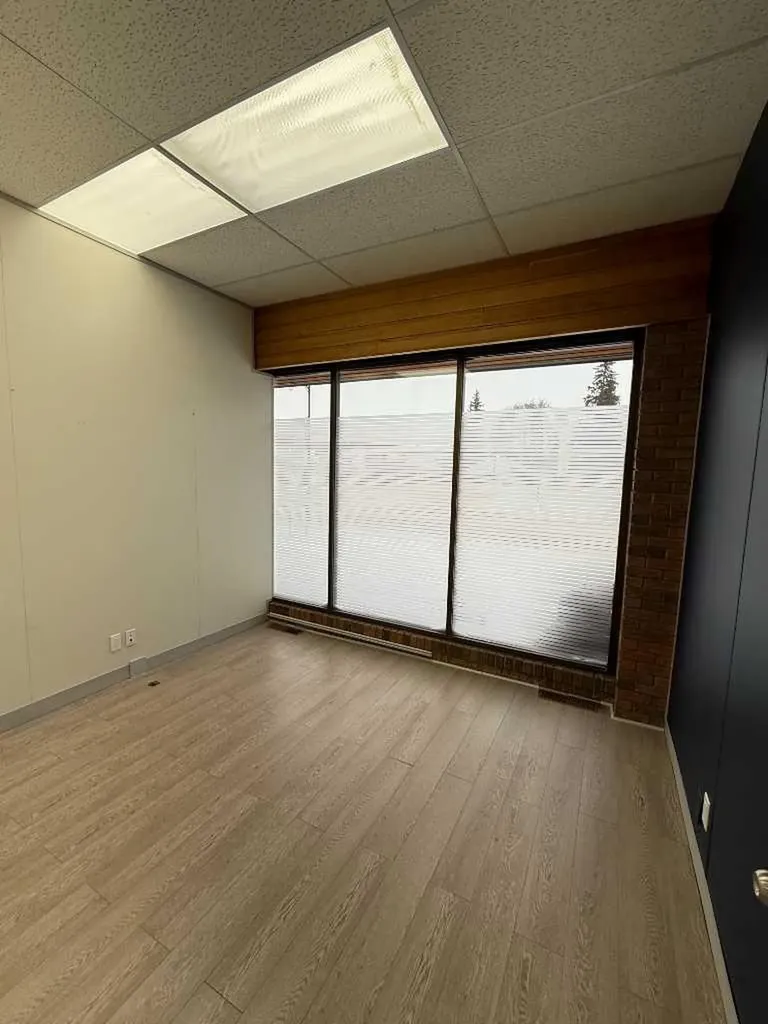 5125 50 Avenue Vermilion AB T9X 1A8