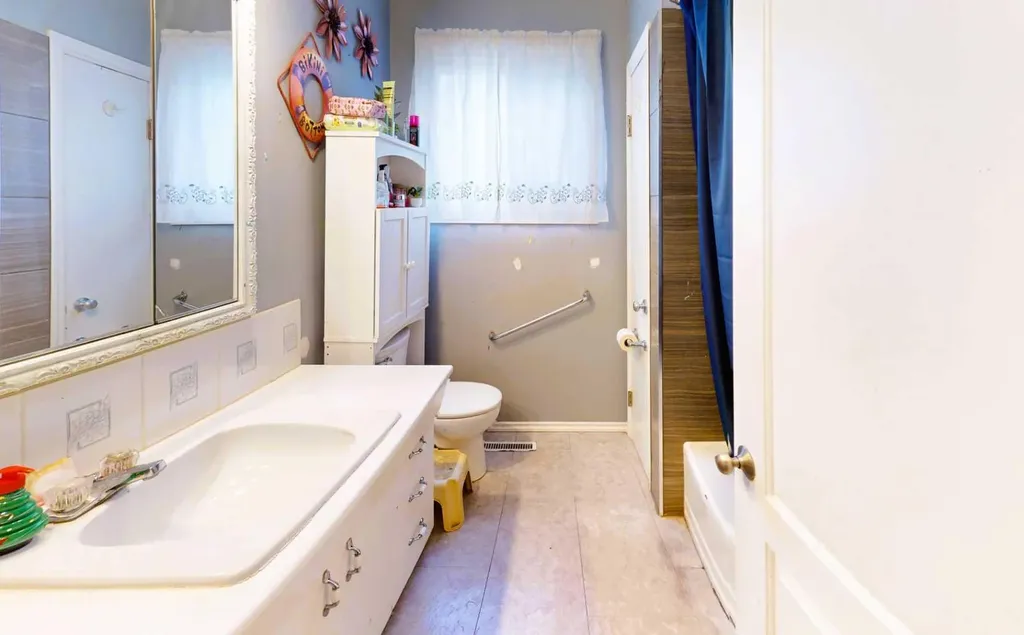 101A Avenue Lac La Biche AB T0A 2C0