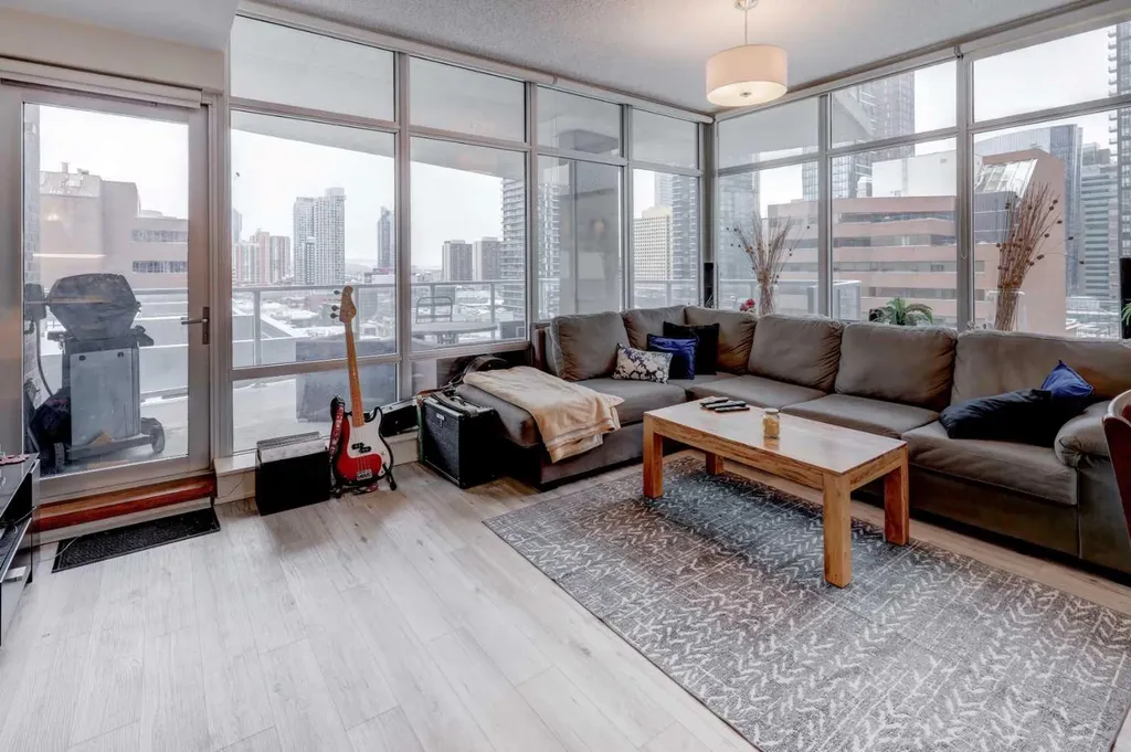 530 12 Avenue SW Calgary AB T2R 0B1