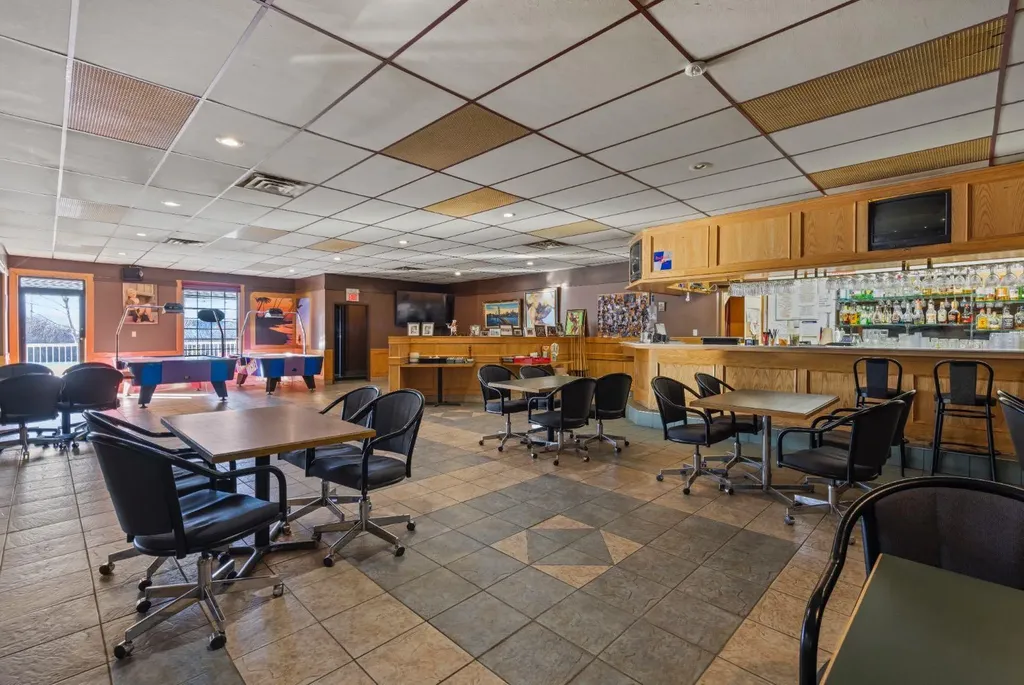 308 2 Avenue Bassano AB T0J 0B0
