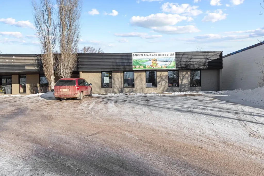 308 2 Avenue Bassano AB T0J 0B0