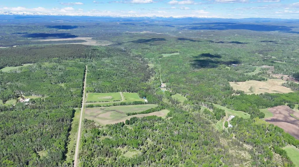 5544 Township Road 302 Rural Mountain View County AB T0M 0R0
