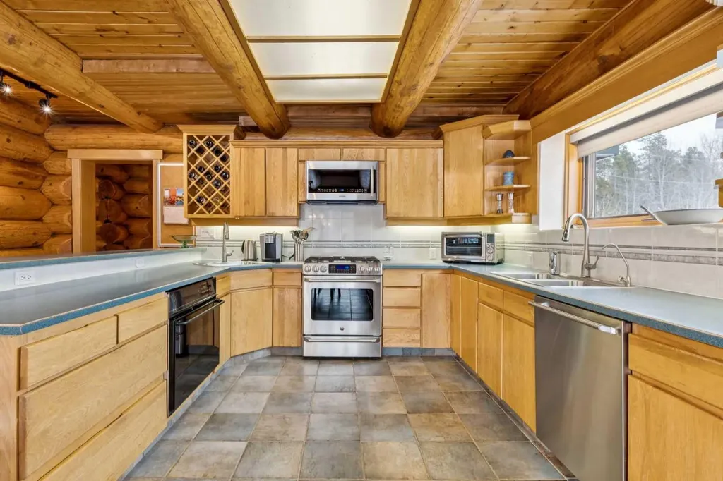 5544 Township Road 302 Rural Mountain View County AB T0M 0R0