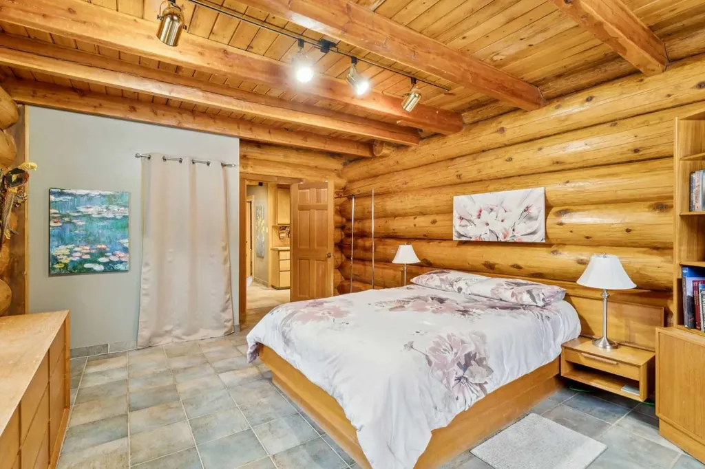 5544 Township Road 302 Rural Mountain View County AB T0M 0R0