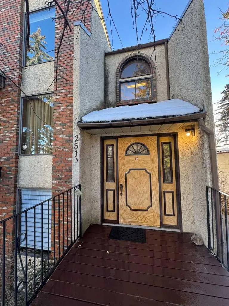 2515 First Avenue NW Calgary AB T2N 0C3