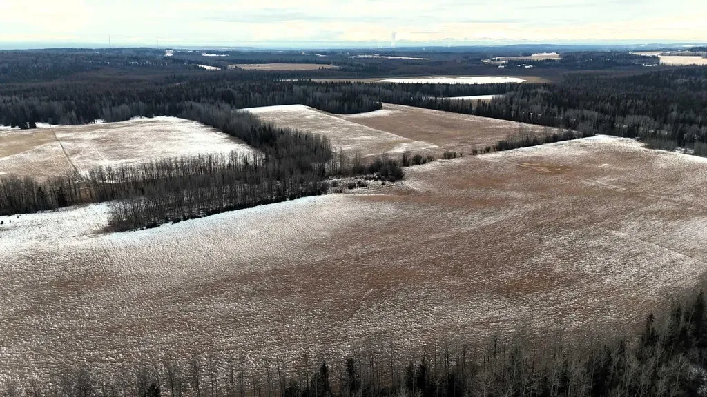 NW-4-54 -17-W5 Rural Yellowhead County AB T7E 3M4