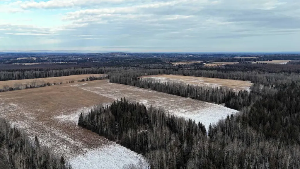 NW-4-54 -17-W5 Rural Yellowhead County AB T7E 3M4