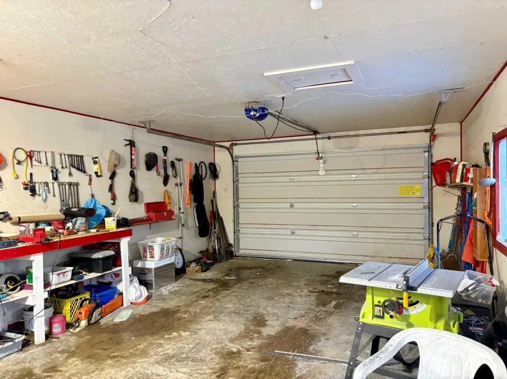 5019 51 Street Mannville AB T0B 2W0