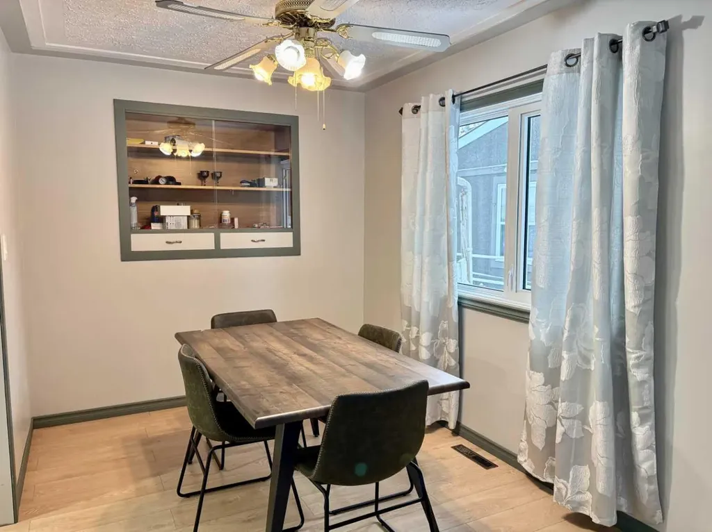 5019 51 Street Mannville AB T0B 2W0